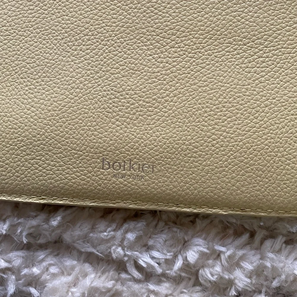 NWT Botkier Crosstown Large Leather Clutch in Gift Box - Picture 7 of 7